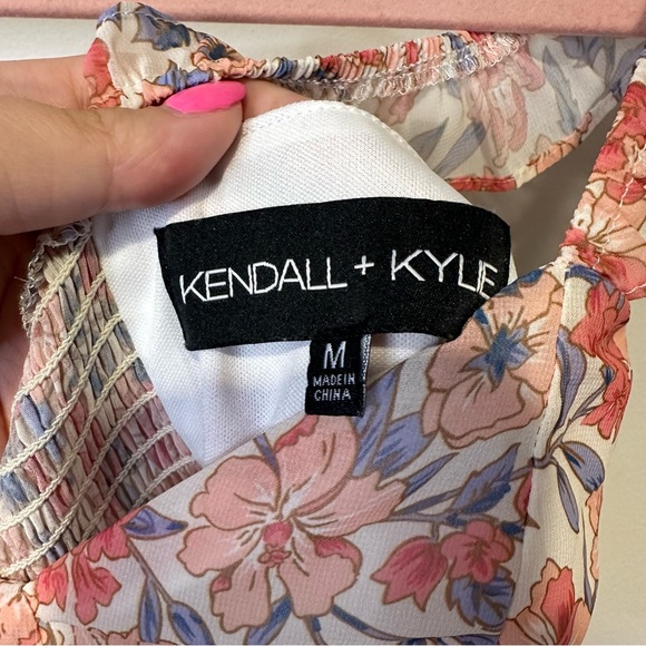 kendall and kylie floral crop top size medium - Picture 2 of 3